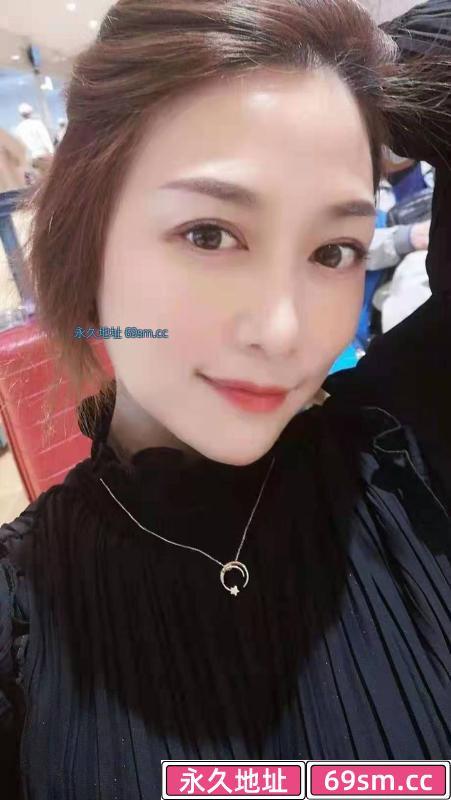 拱北大胸三通石头姐