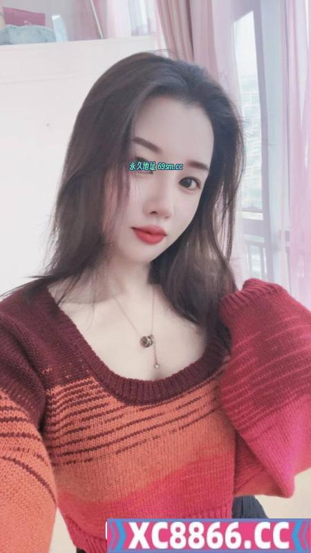 禅城白皙美女