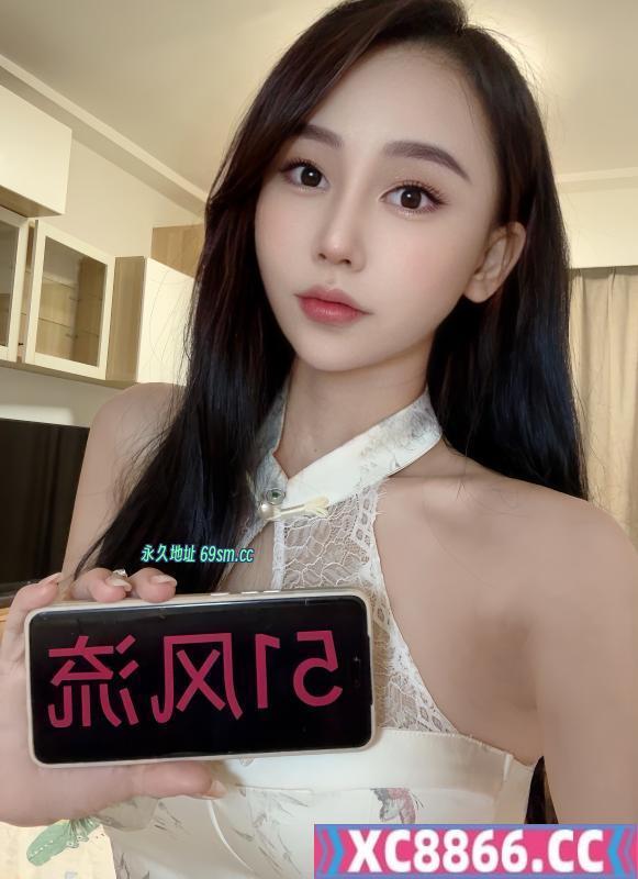 天河腿长肤白小姐姐