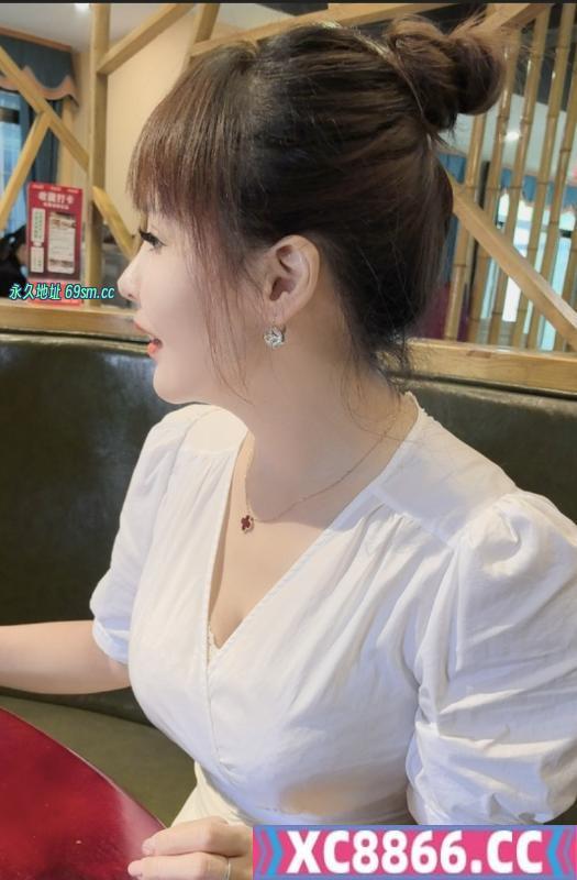南门大胸骚御姐
