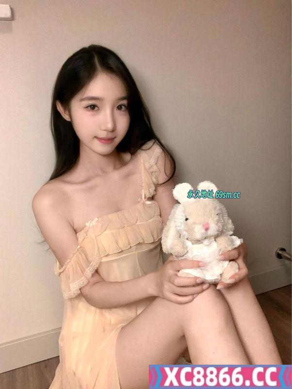 清纯稚嫩的囡囡