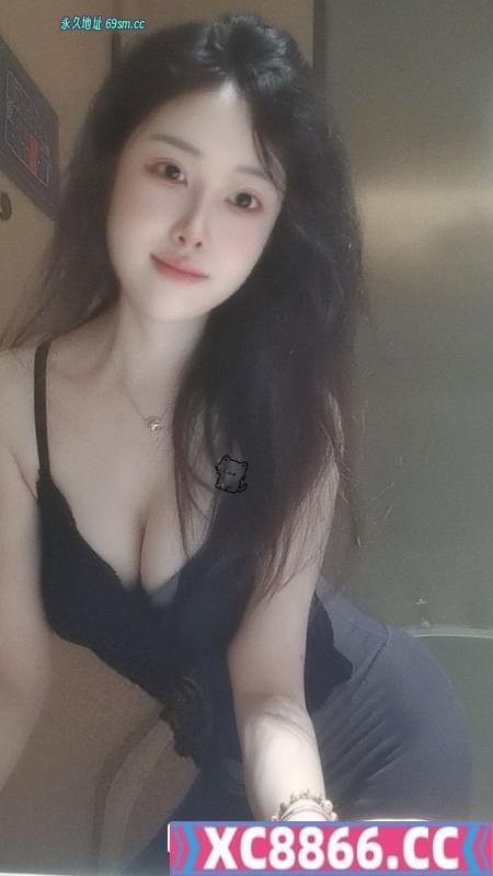 白嫩性感服务系