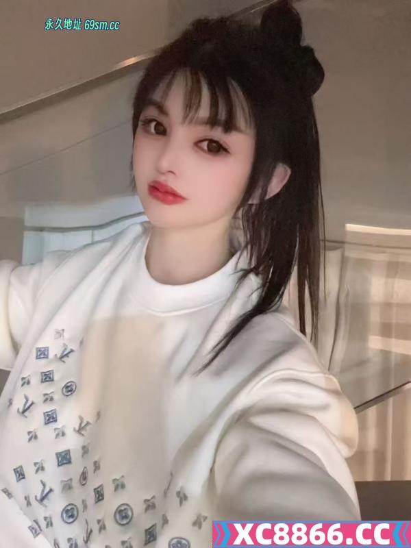 武汉蓝齐儿姐妹花