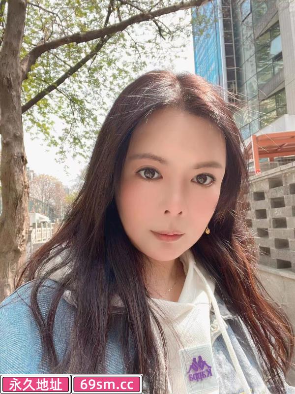 大胸体验川妹子在南京
