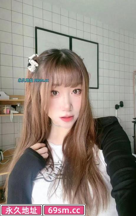 建邺嫩妹潇怡