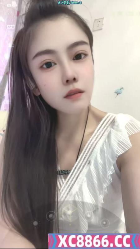 绽放的菊花御姐