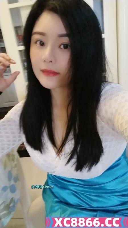 大乃三洞齐开骚女