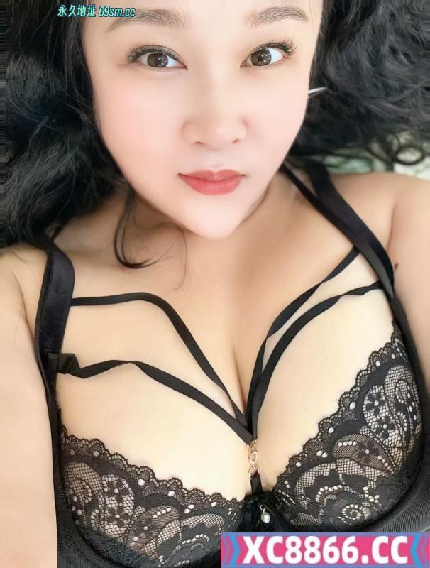 滨江肥臀老板娘
