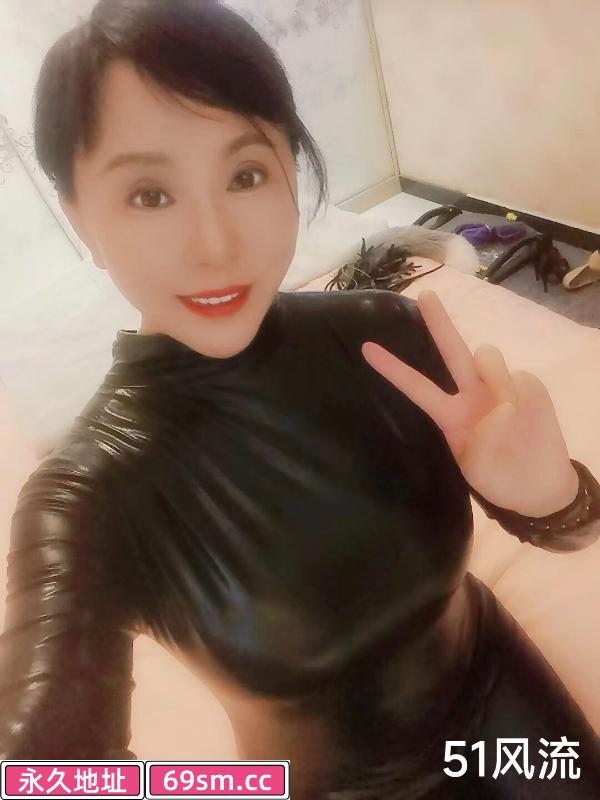sm三通少妇