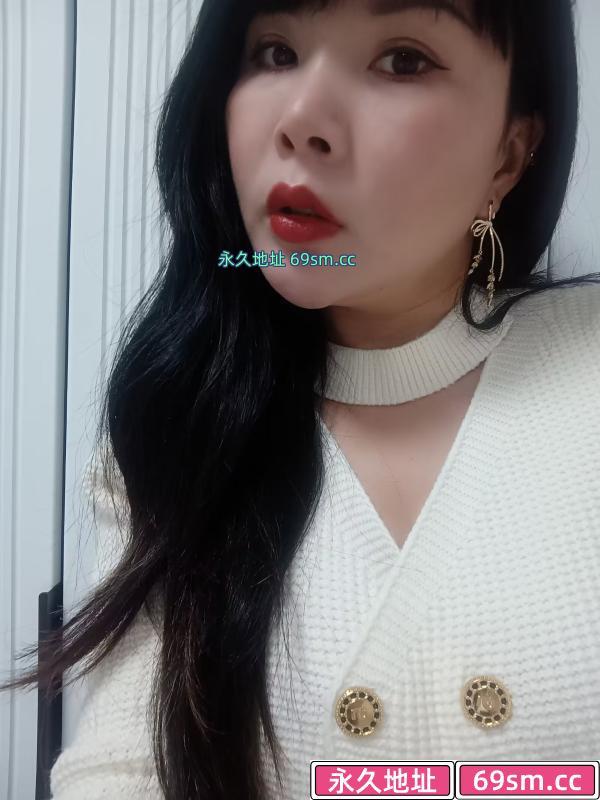 西站勾人少妇