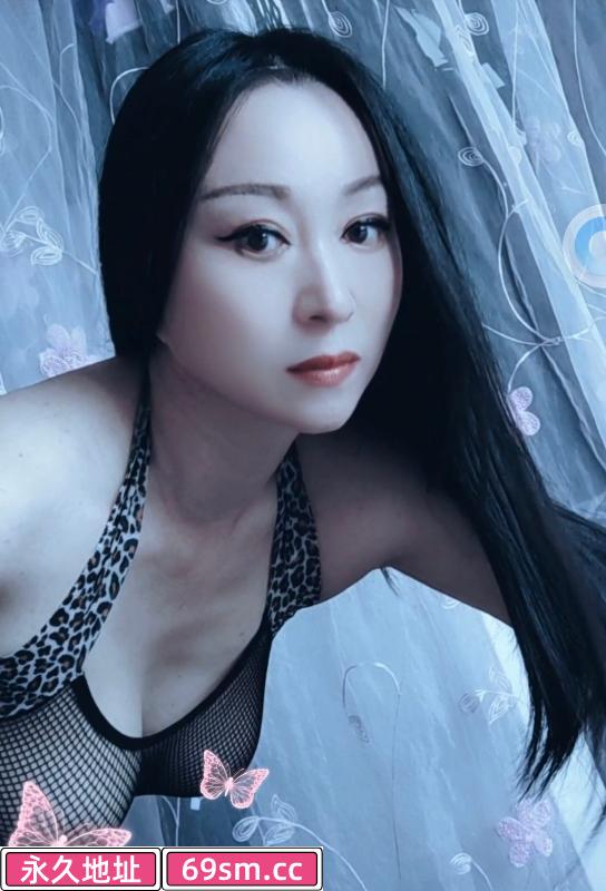 性感苗条骚妇