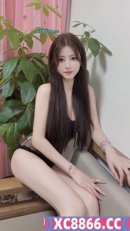 身材纤细颜值颖儿