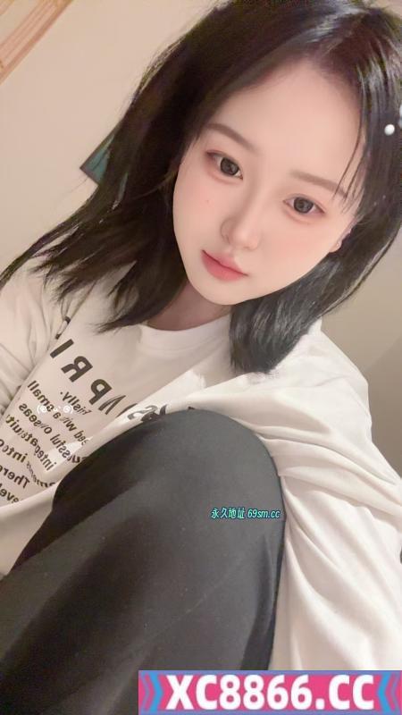 大胸纯欲小少妇