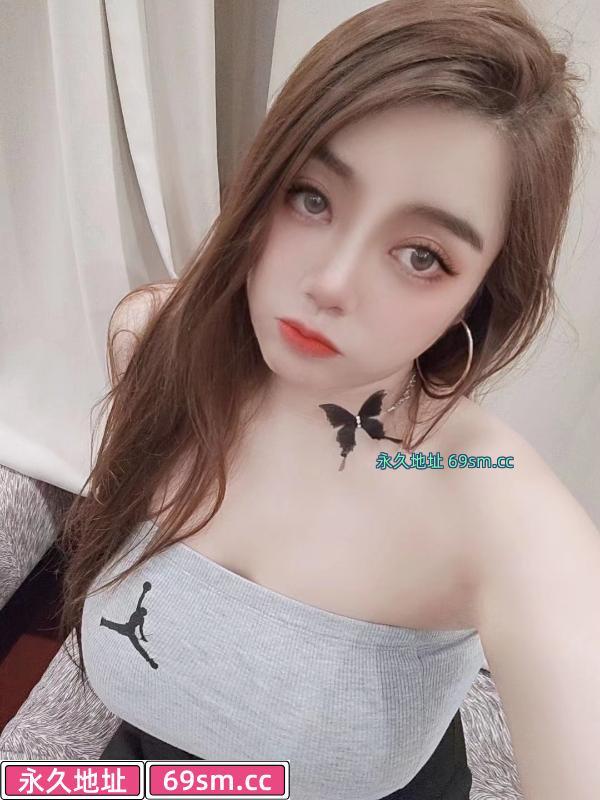 巨乳骚货