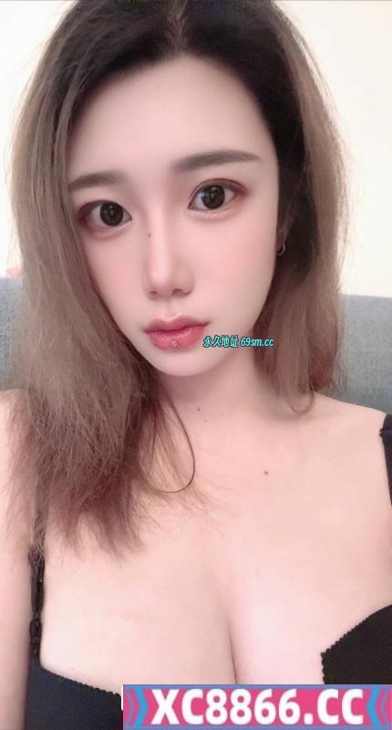 白皙皮肤大胸梦梦