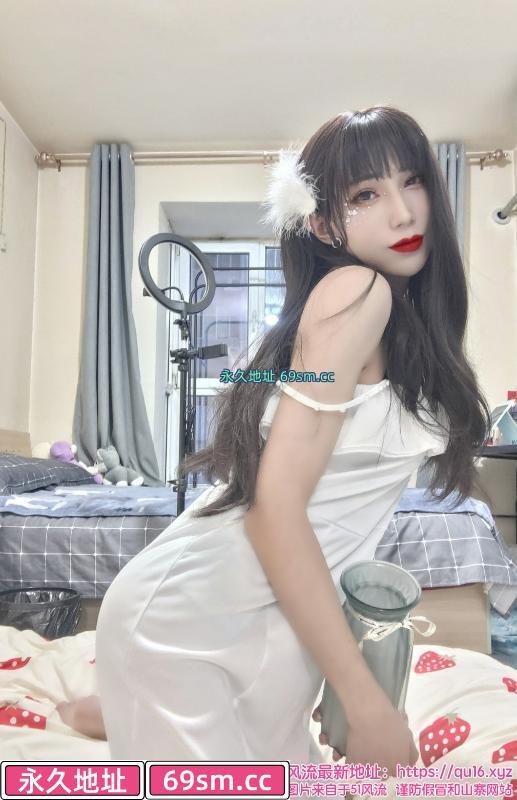 新开路小姐姐独住