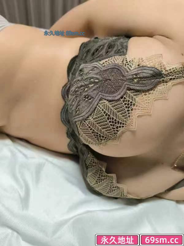 大连路居家深喉爆乳