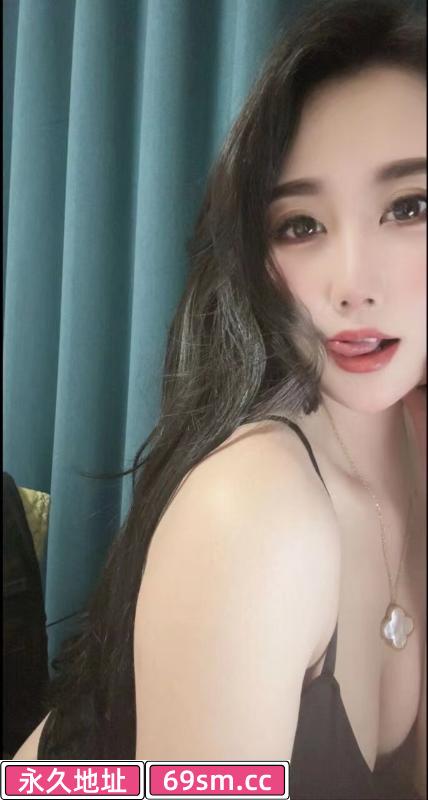 身材棒的骚姐姐