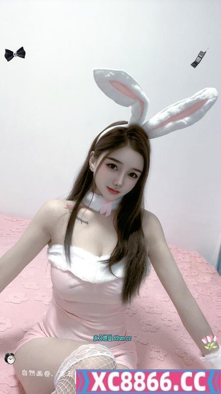 吴中性感美少女