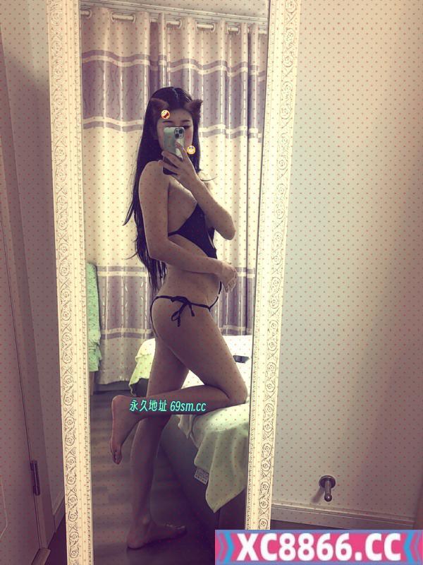 二刷性感长腿骚女
