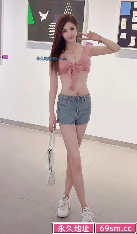 航空港大长腿美女浅浅