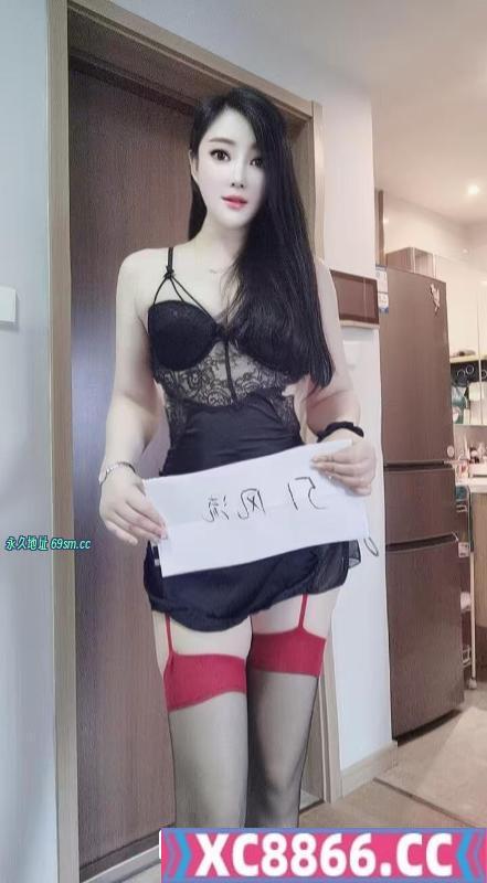 肤白貌美大长腿
