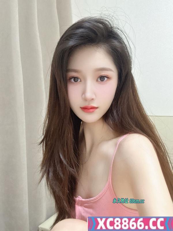 胸挺肤白颜值悠悠