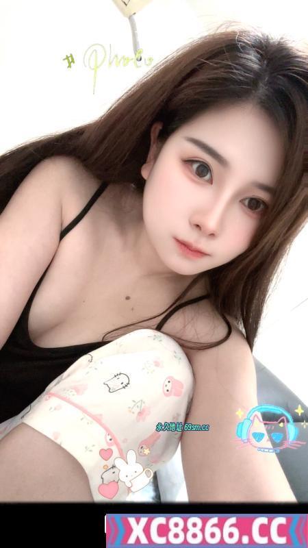 大胸美女兜兜