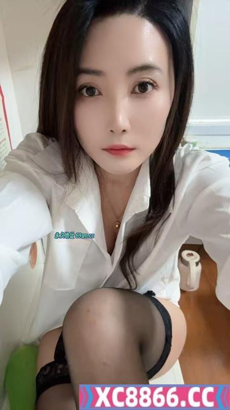 苗条人妻欢欢