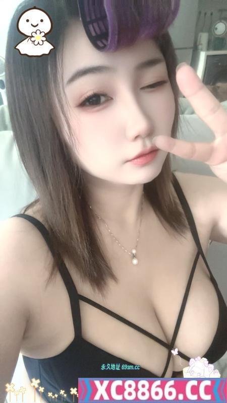 天府二街大胸允儿