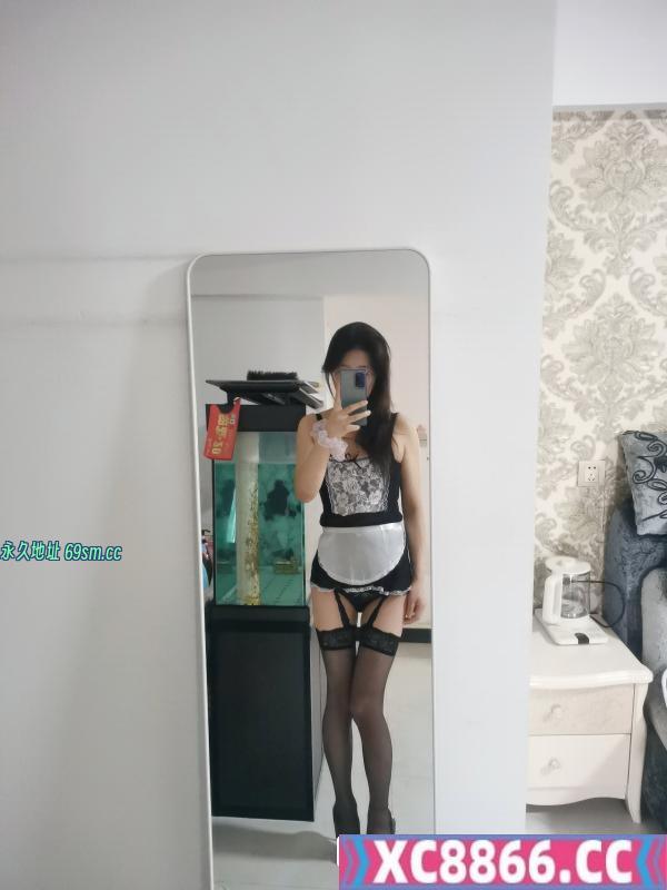 风骚眼镜鱼姐