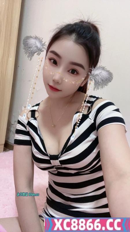 水多性感拒紧妹子
