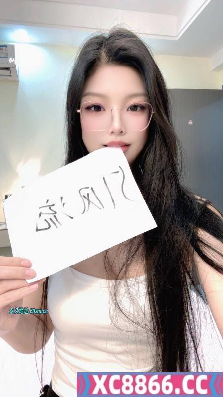 3T狐狸尾巴嫩妹