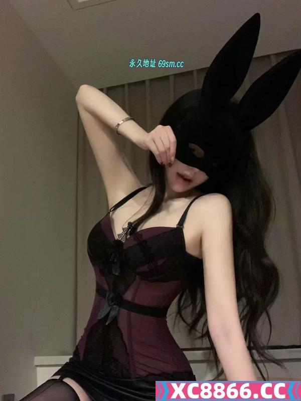 辣妹子边控抓龙筋