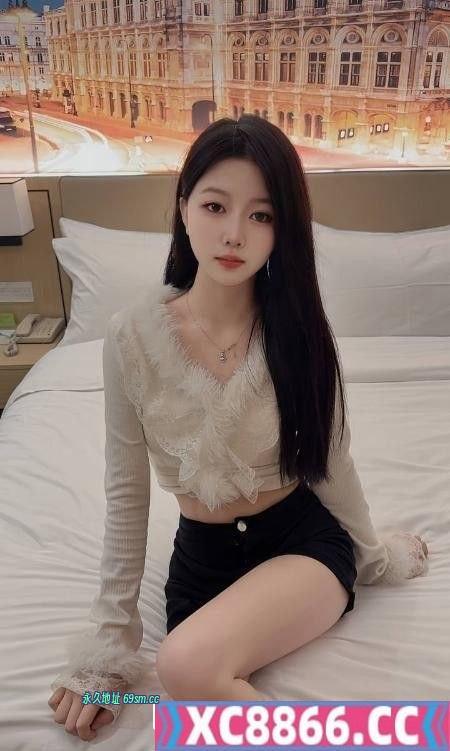 崇明调教粉嫩少女好艹