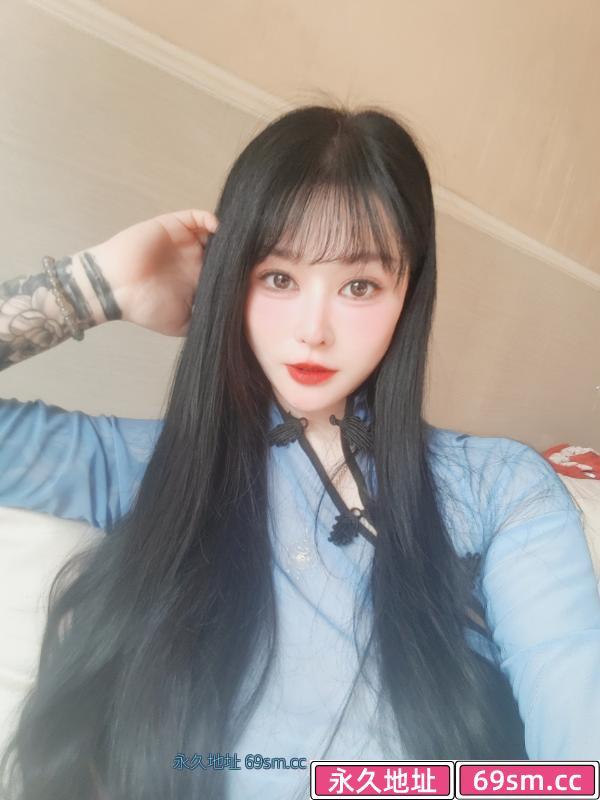兼职大胸小姐姐