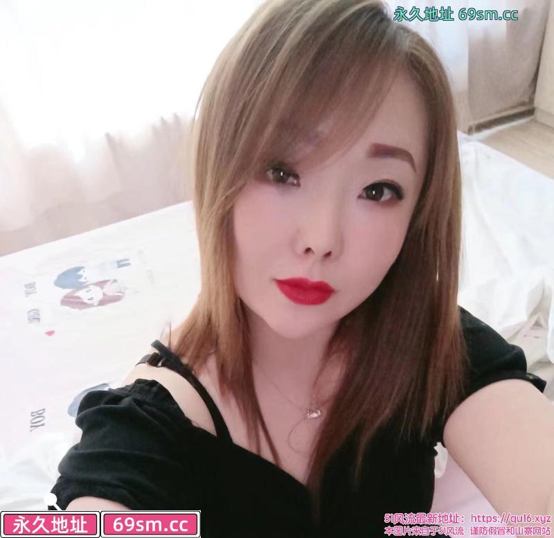 学府经典喷水少妇