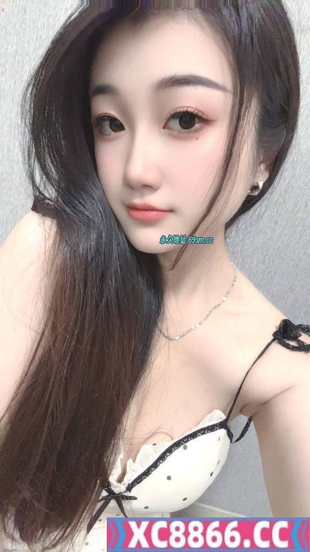 坂田舌吻骚妹妹