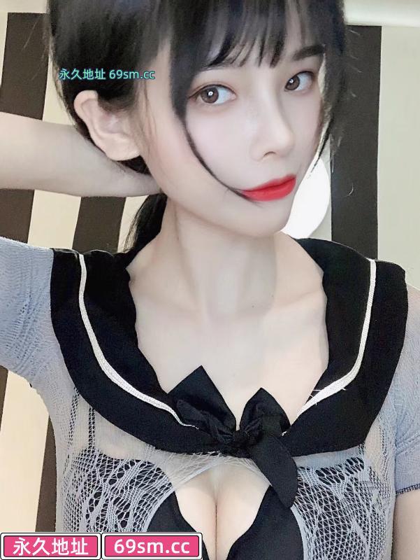 女友系臀推诱惑