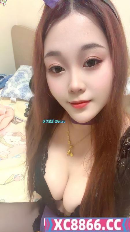 南山丰满巨乳暖暖