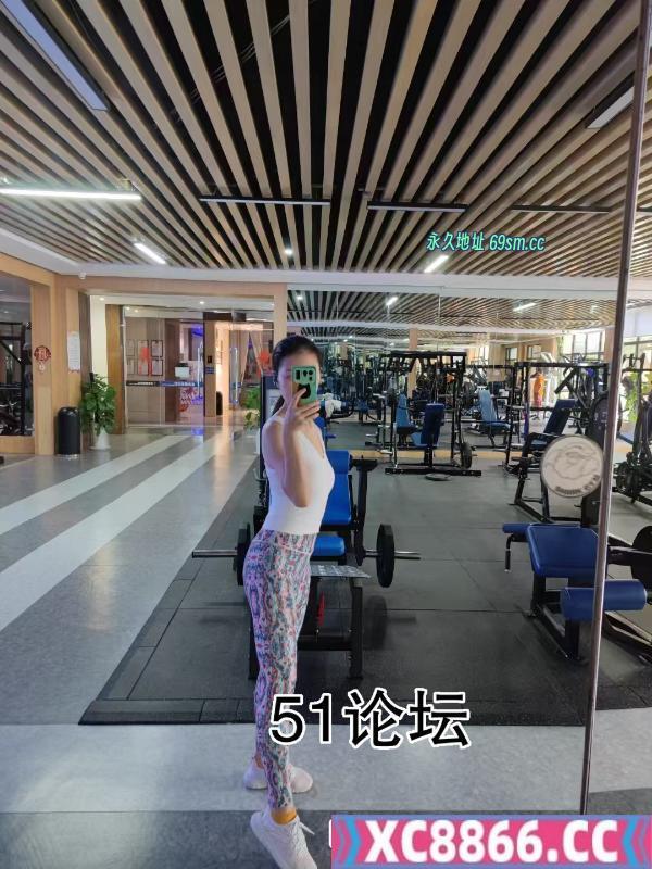 游泳老师小姐姐兼职