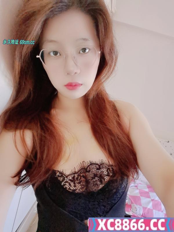 温柔性感长腿鱼儿