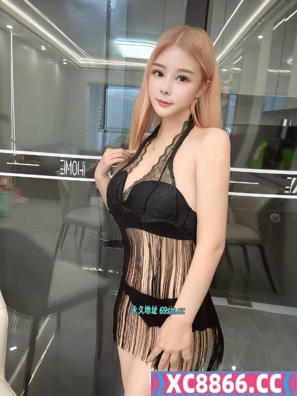 服务系气质小姐姐