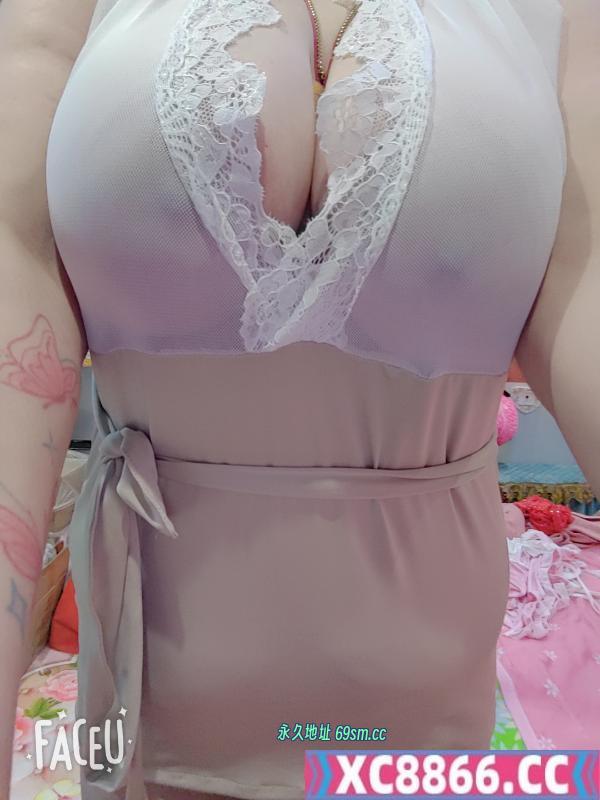 口活一绝的大奶骚妇