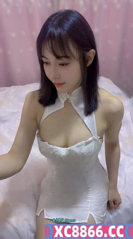 性感制服潇潇