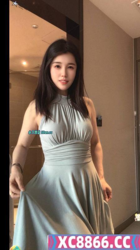 钟楼长腿颜值小姐姐