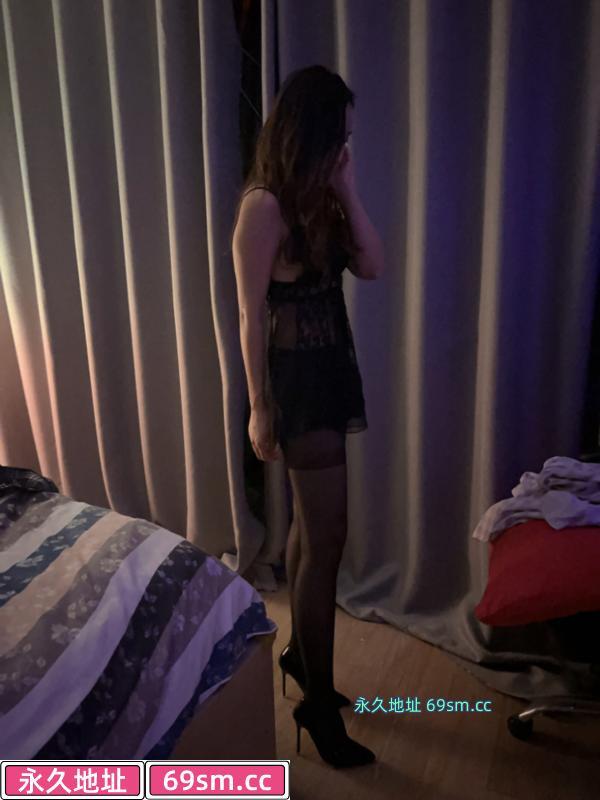 美女宠物美容师恩恩