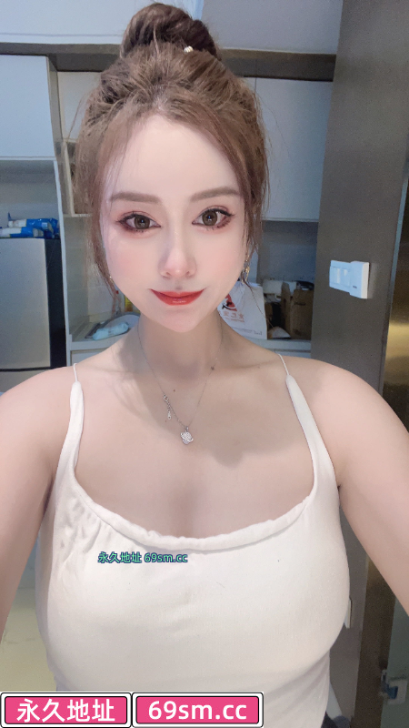 更新朵朵的联系方式