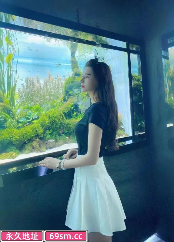 青春长腿女