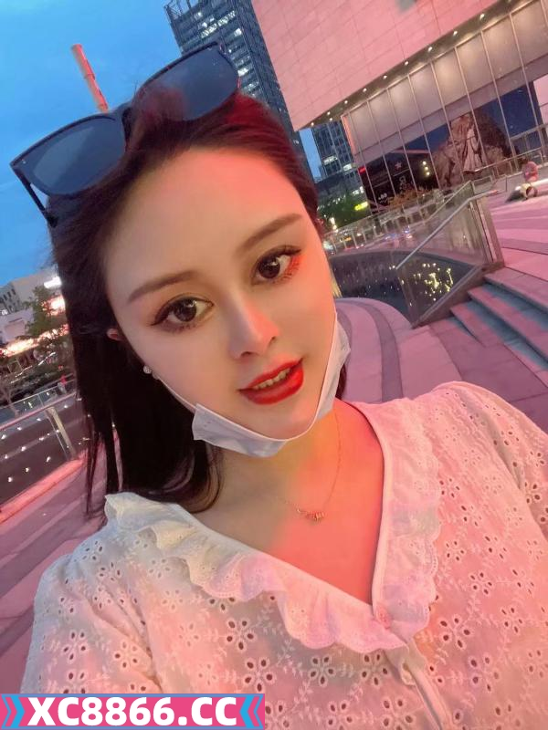 温州大眼睛妹子